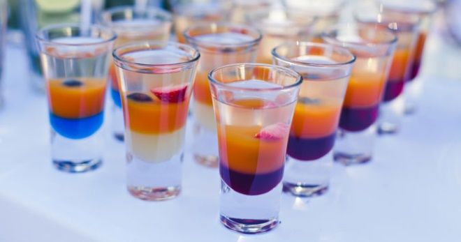 Коктейли с водкой, просто и со вкусом. 10 интересных рецептов