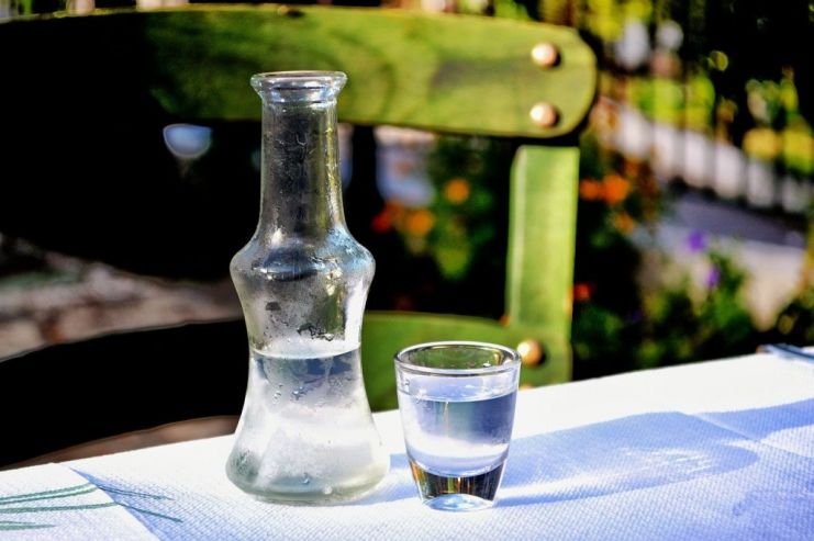Холдинг Roust начал поставки водки в Китай